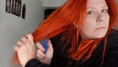 29242 - Brushing Long red hair