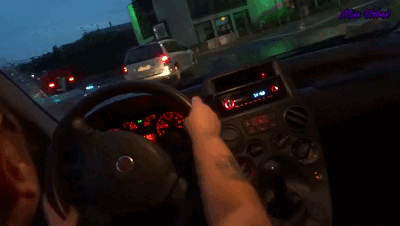 33907 - DRIVING IN THE RAIN WITH FOOTJOB